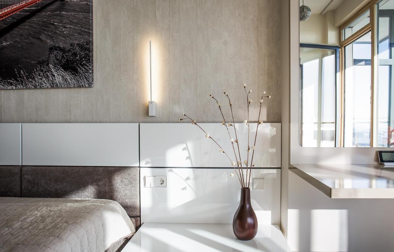 Appartamento Sky Flat Jacuzzi 27 Floor Klaipėda Esterno foto