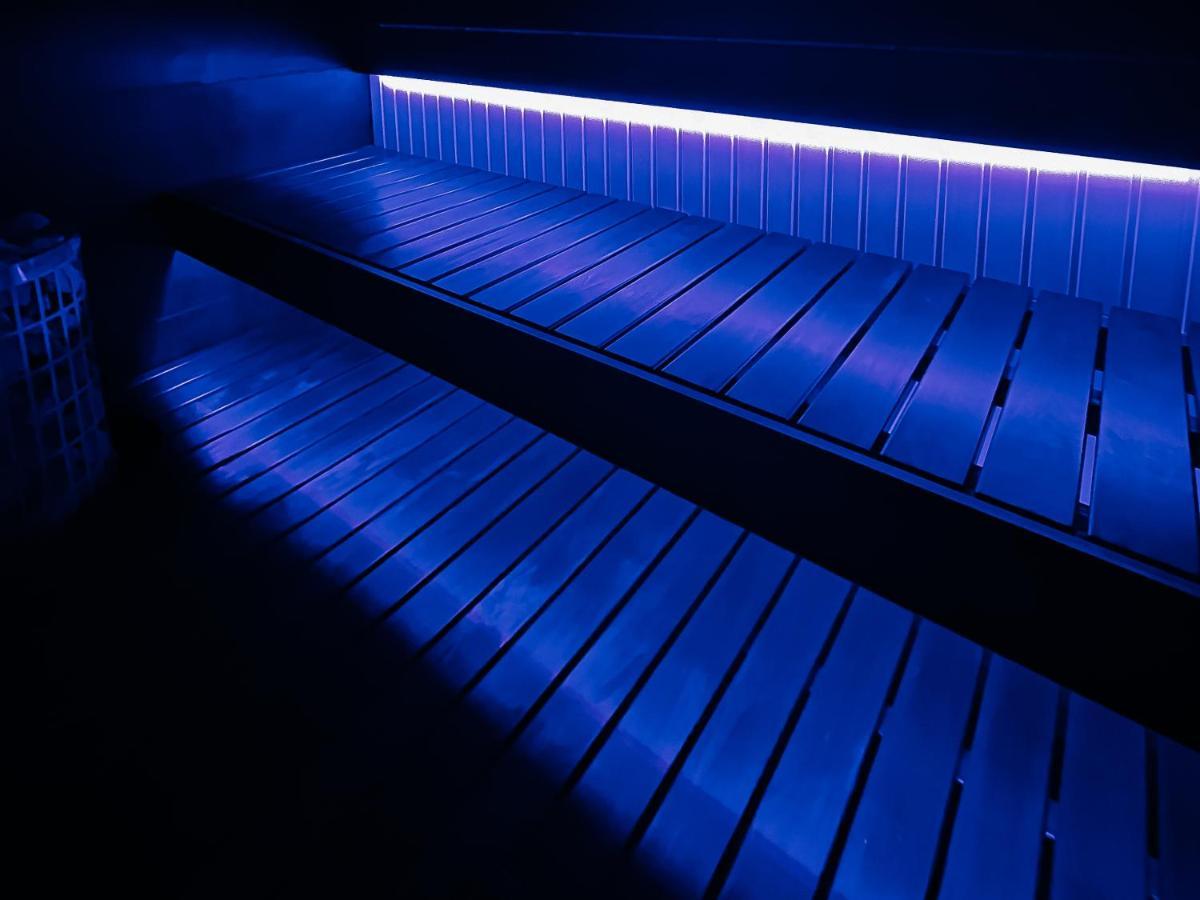 Appartamento Sky Flat Jacuzzi 27 Floor Klaipėda Esterno foto